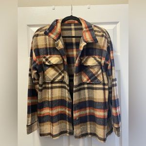 Women’s Size Large Shacket